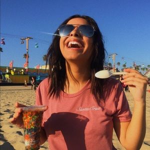 Meet your Posher, Noor